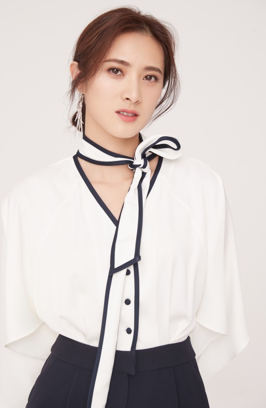 &ldquo;百变女神&rdquo;隋俊波飒爽写真 (3).jpg