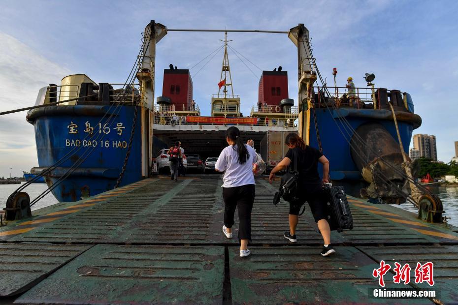 台风“杨柳”或将登陆海南 琼州海峡停航