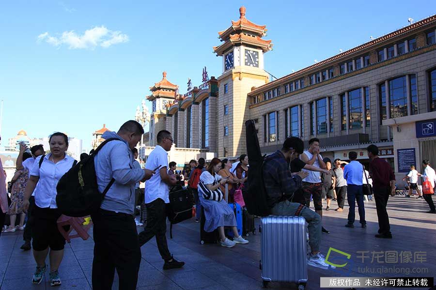 2019年8月29日，北京站迎来客流返程高峰。郝锡石摄 千龙网发