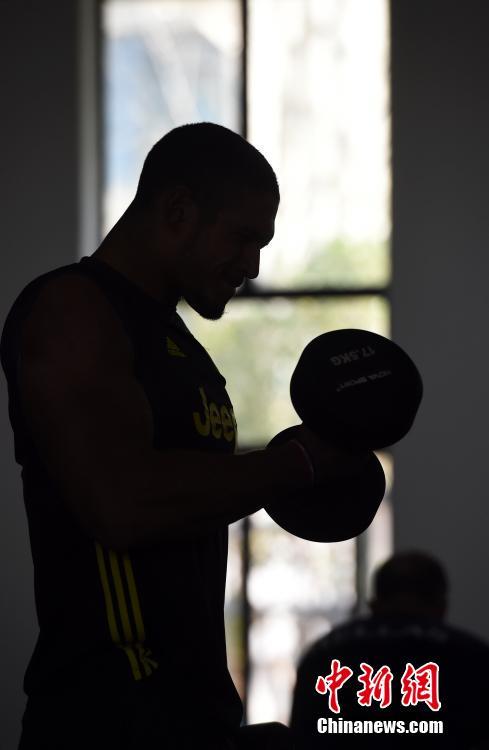 探访武汉军运村：台上一分钟 台下十年功