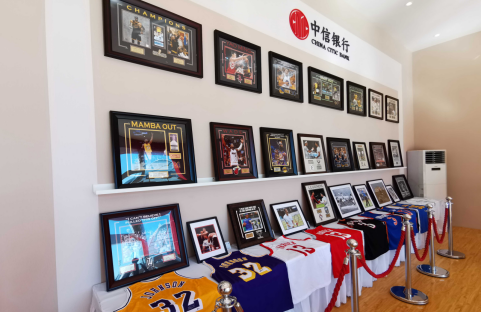 9]4U(U@`VKD4(O]~@@G~KK0