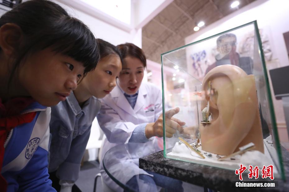 第二十二届科博会 民众感受科技创新魅力