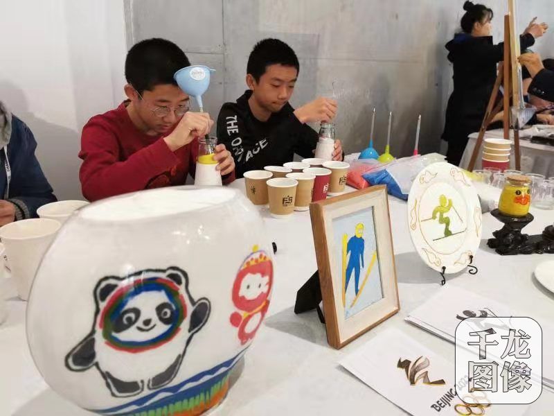 徐悲鸿中学吴昀阳：金帆书画院伴我成长