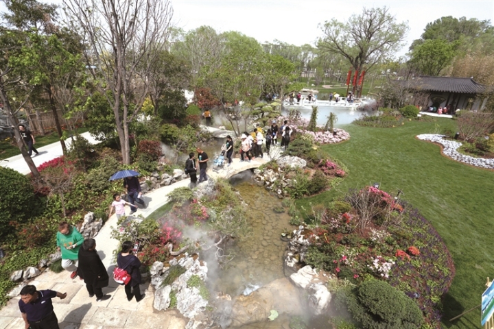 6bf81f4f37e0b9728b12a3fe2196c642_auto-orient,0