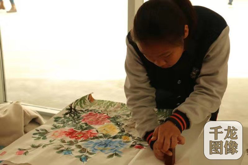 徐悲鸿中学吴昀阳：金帆书画院为师生提供交流平台