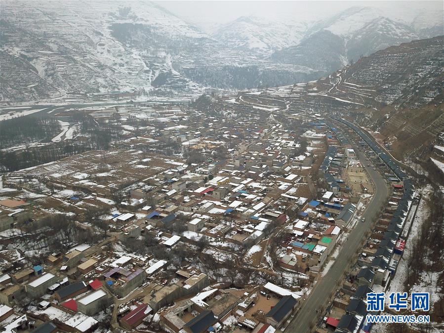 (新春走基层·图文互动)(4)脱贫村里看“年景”