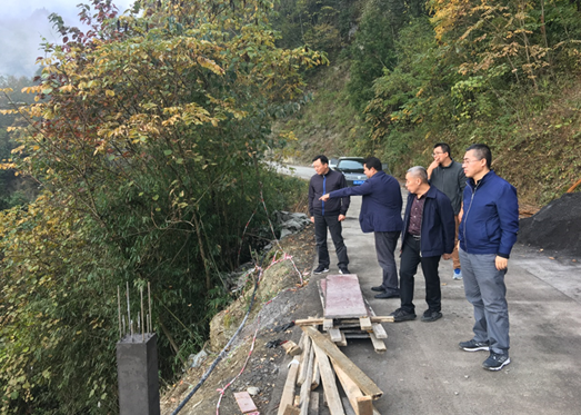 【新春走基层】重庆彭水县:他们在脱贫路上与时间“赛跑”