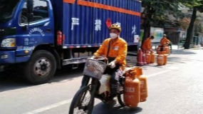 送气工“教科书式”上门服务 放心！