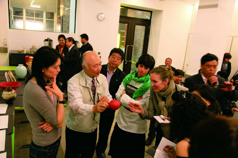 2010年4月文乾刚与伦敦艺术大学切尔西艺术学院的师生交流