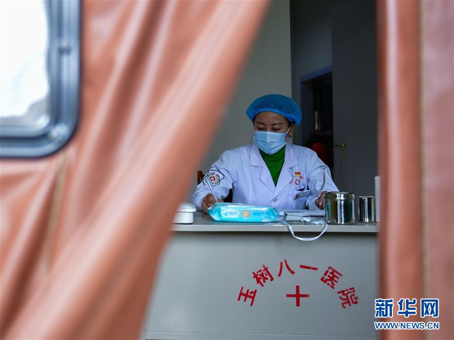 (新华全媒头条·图文互动)(1)三江之源见证中国奇迹——写在玉树地震10周年之际