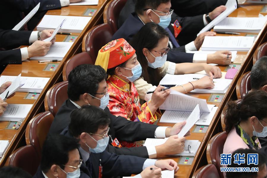 (两会·人大开幕·XHDW)(18)十三届全国人大三次会议在京开幕