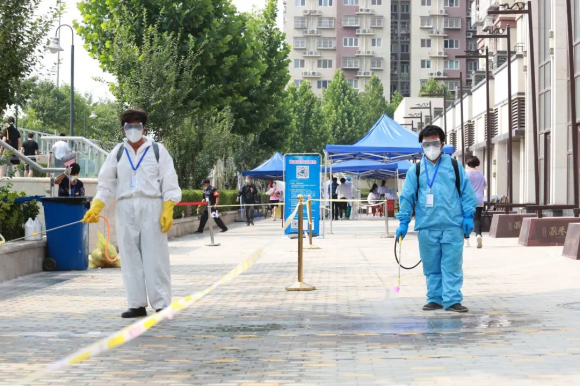 房山区“举全区之力” 全力做好长阳镇核酸检测工作