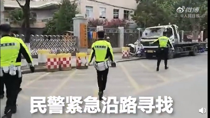 可怜天下父母心!开考5分钟父亲取回准考证后大哭(最新发布)