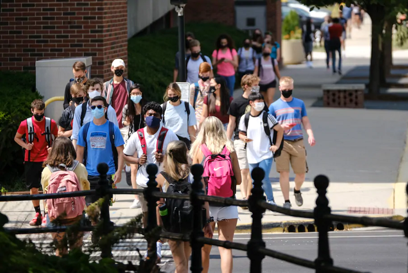 穷孩子|北美观察丨疫情下的美国：穷孩子大量辍学 校园疫情凶猛
