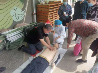20210512永定路街道：为群众办实事，社区卫生服务站停电不停诊373