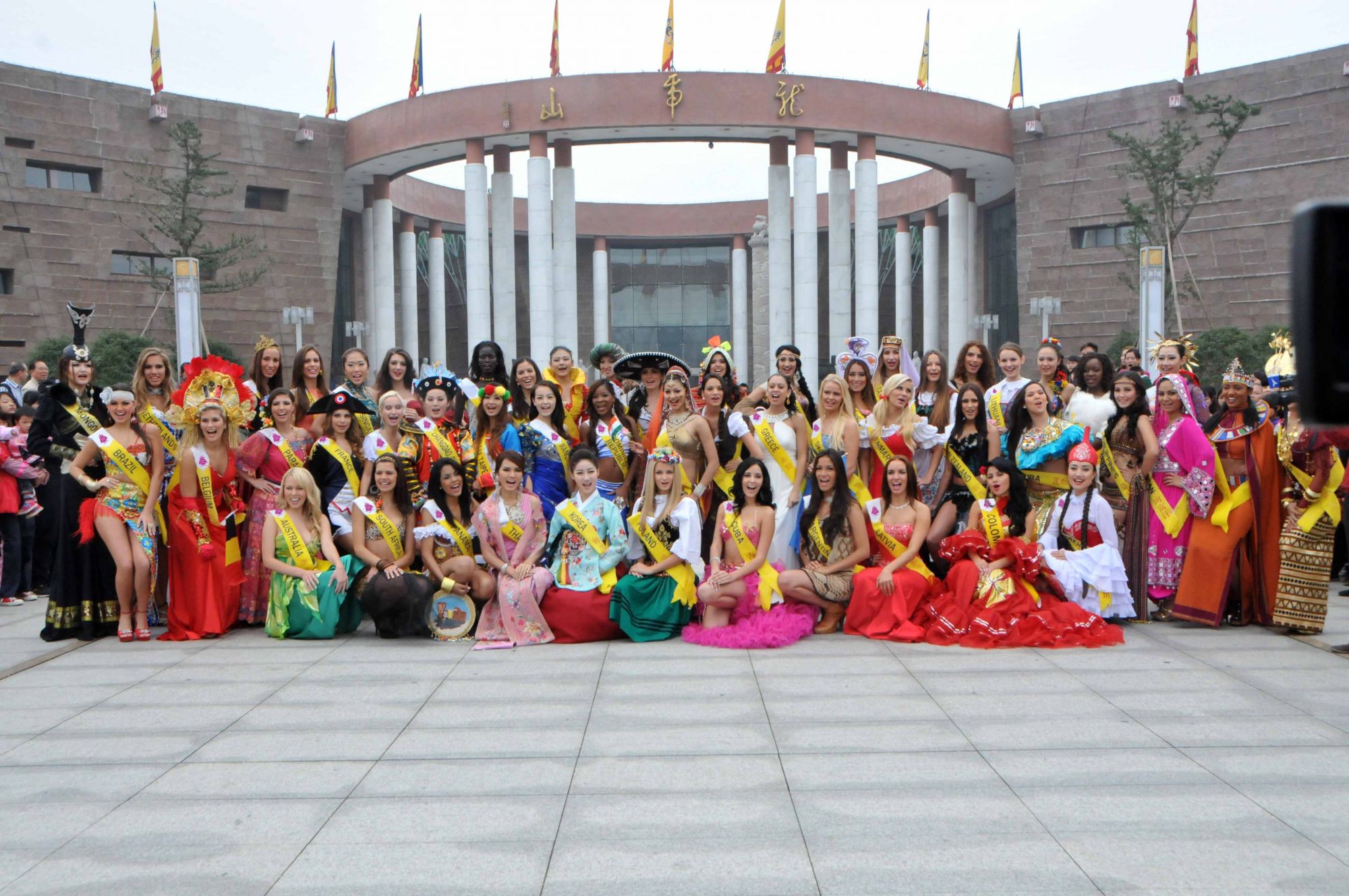 2021世界旅游小姐大赛中国江西赛区正式签约 (4).jpg