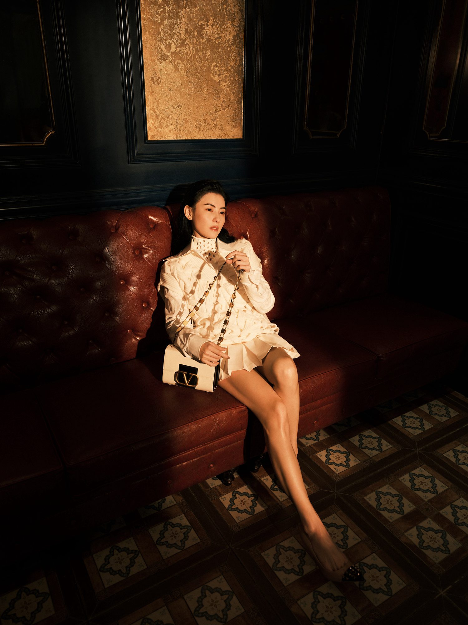 张柏芝复古大片精致优雅 (5).jpg