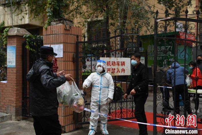 甘肃启应急机制：停止跨省旅游关停涉疫四市文旅经营场所