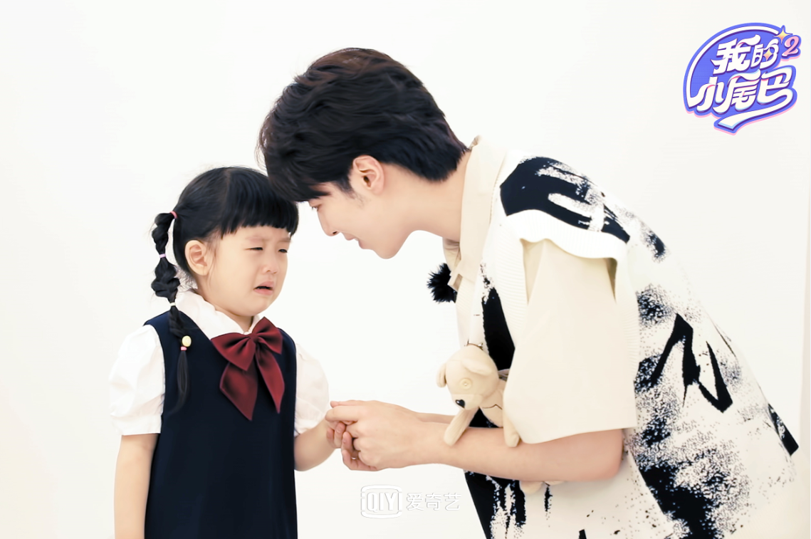 爱奇艺《我的小尾巴》第二季袁咏仪首次澄清催婚张智霖 吴京王睿涵同款“机关枪式”带娃