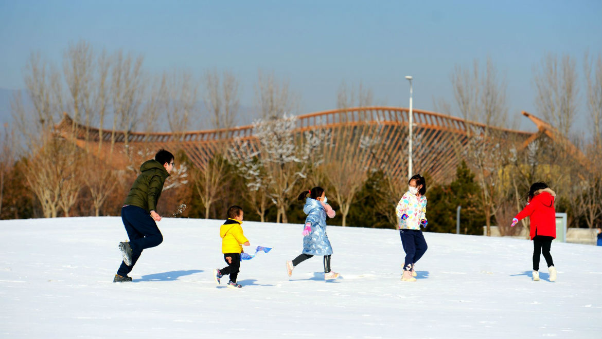 畅游最美冬奥城 北京延庆滑冰戏雪消费季邀您来“撒欢儿”