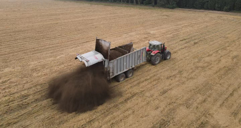 北京：三夏抢施有机肥 培肥地力有高招