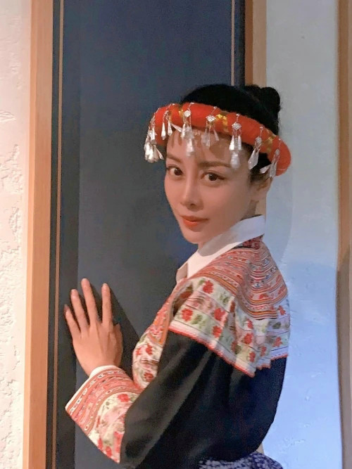 电视剧《那山那海》央视一套热播 贾媛媛主演畲族女商人