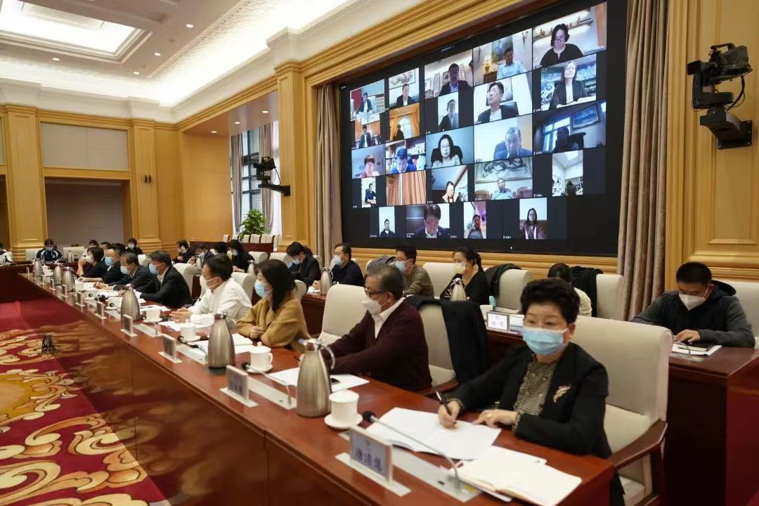 在《公约》颁布50周年之际，市文物局计划通过围绕7处世界遗产的保护经验总结，分享北京在城市发展过程中对于世界遗产的保护、管理以及研究等各方面的经验，特别是通过中轴线申遗进一步实践文化遗产保护与文物活化利用，促进北京历史文脉可持续发展，让文化遗产保护利用成果惠及广大民众。此外，还将举办北京文化遗产保护利用成就展览，计划在北京7处世界遗产地进行巡回展览，并以纪念活动为契机，推广文化遗产保护利用经验，吸引社会公众对北京文化遗产的关注，让国内外了解30多年来北京文化遗产保护、利用的突出成就。
