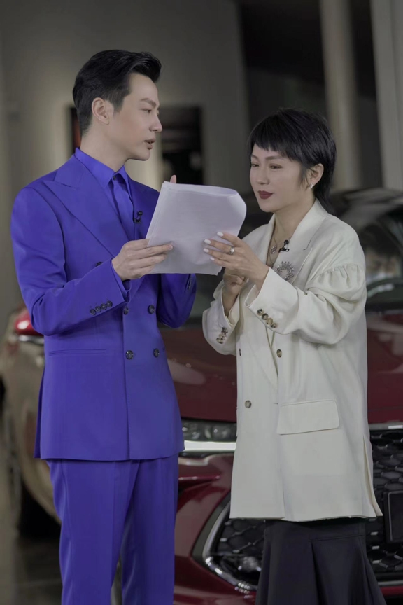 从传统到线上：彩妆巨匠岳晓琳的云端时代