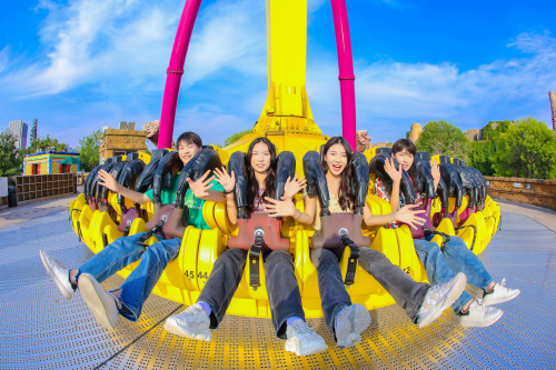 冬日寻欢乐 温情暖心间 北京欢乐谷开启“暖冬嗨玩”操持