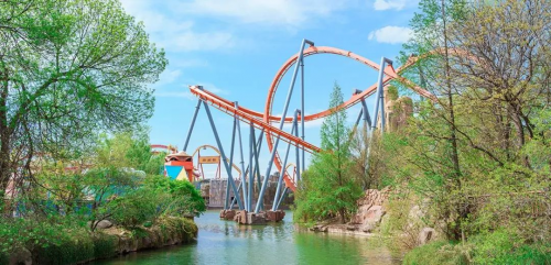 冬日寻欢乐 温情暖心间 北京欢乐谷开启“暖冬嗨玩”操持