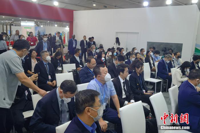 图为&ldquo;气候传播与公众意识边会&rdquo;现场。