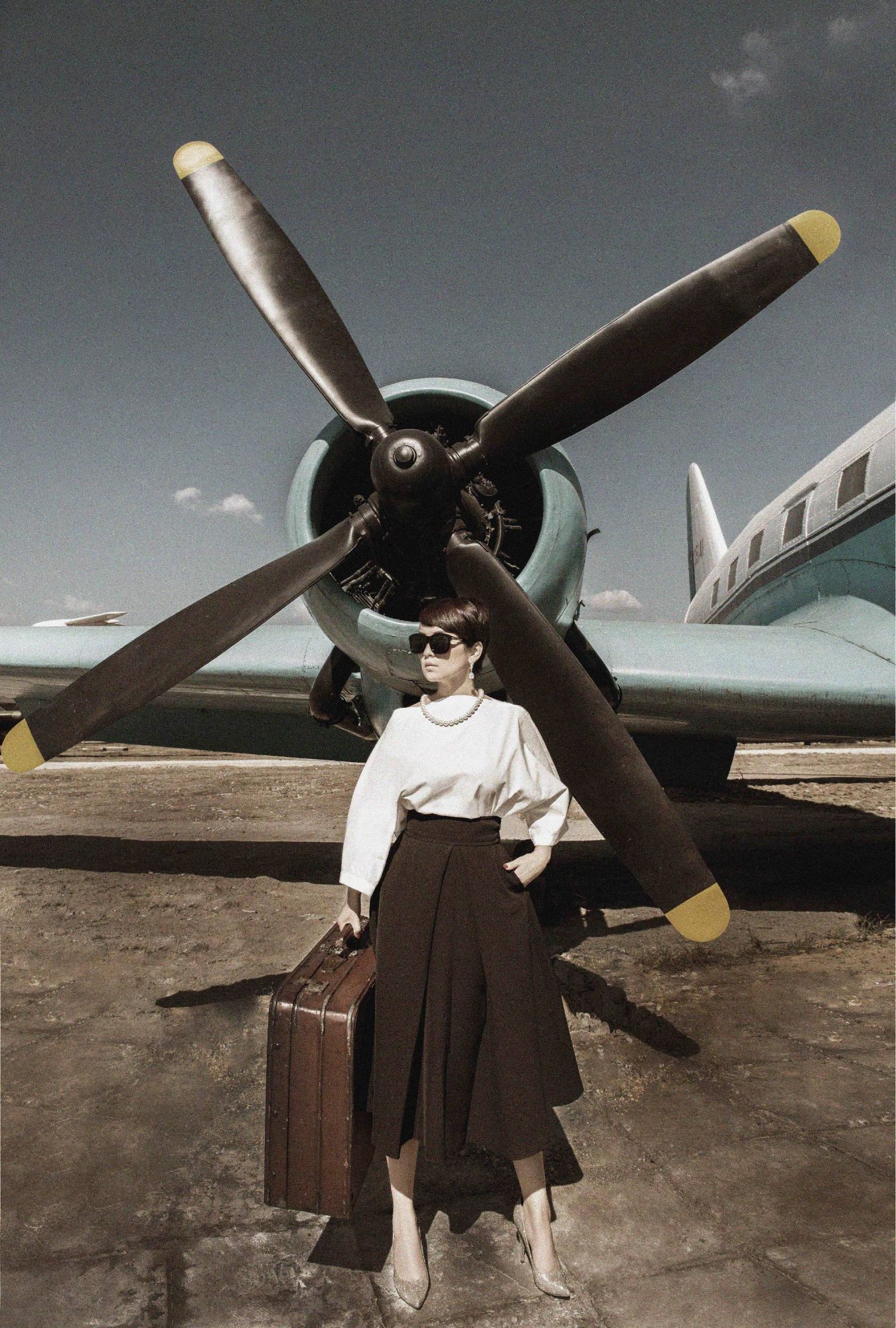 斯琴高丽《神秘的爱人》首次线上发布，戴德粉丝15年陪伴与支持