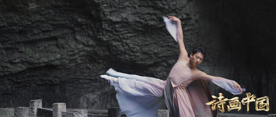 男人和女人在跳舞

低可信度描述已自动生成