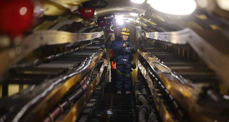 2026新春走基层 | 电缆人在数十米地下“丈量”平安年