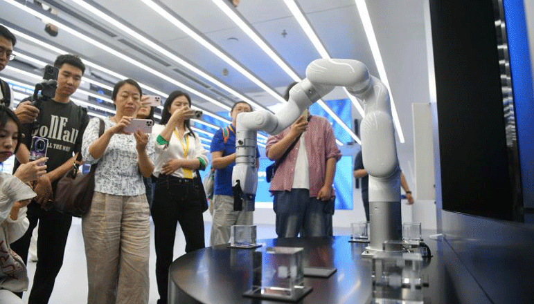 活力中国调研行丨用AI造火箭、让智能体独立“上班”，北京打造全球科学智能新高地