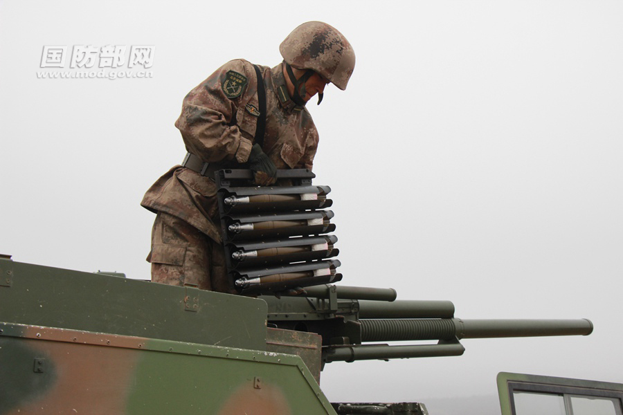 速射迫击炮弹夹亮相