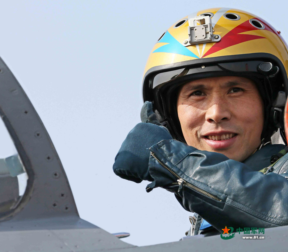 空军王牌部队一次获4顶"金头盔" 空中王牌的胜战之路(2)-千龙网·中国