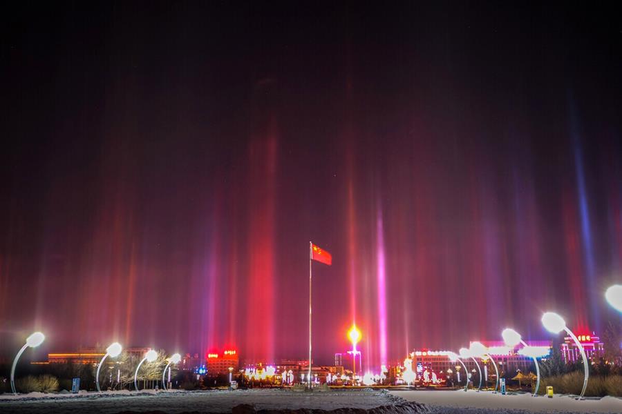 内蒙古锡林浩特出现日柱现象(组图)(2)