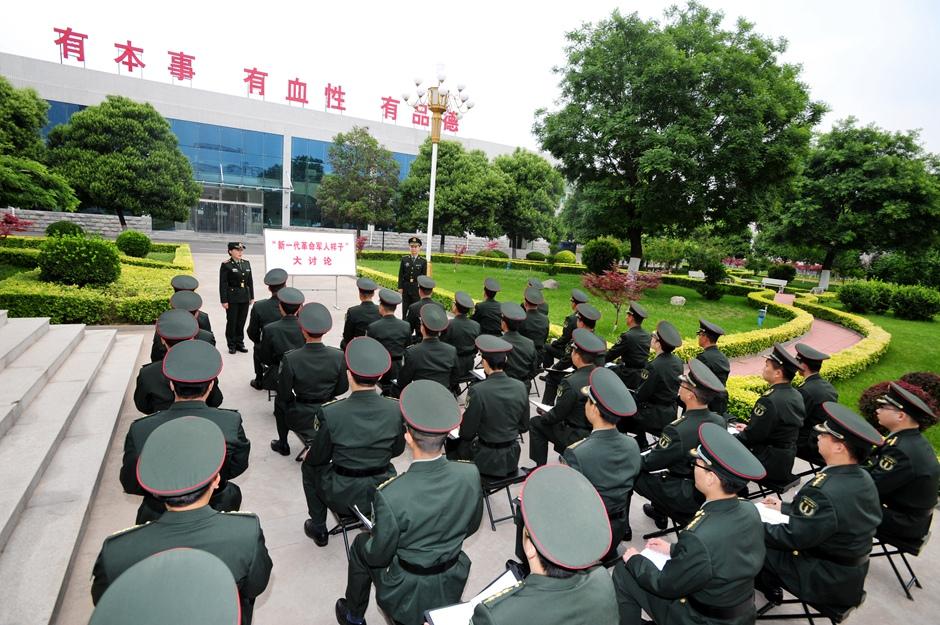 影像中的中国人民解放军火箭军5