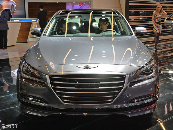 在本届北美车展期间,现代汽车全新豪华子品牌genesis旗下的首款车型g