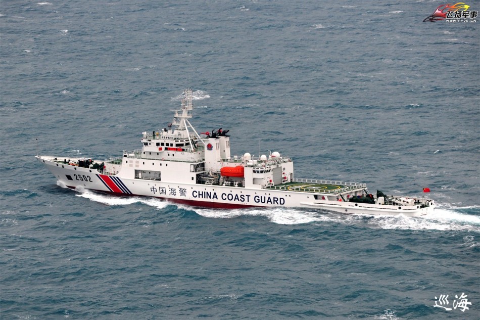 国产万吨级海警船配舰炮巡航 维护领海权益(2)-千龙网·中国首都网