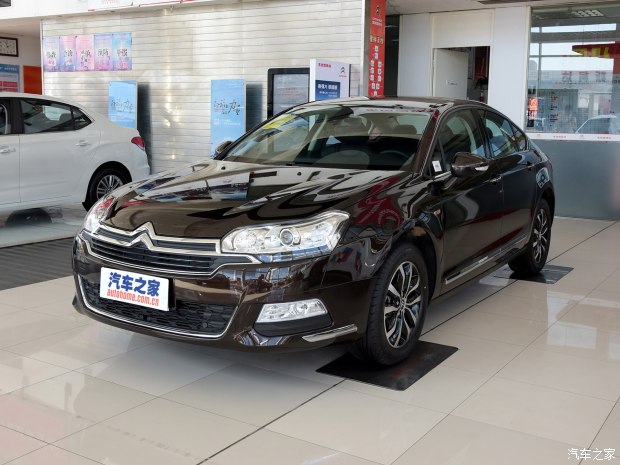 (万元) 裸车价 (万元) 参考总价 (万元) 优惠条件 雪铁龙c5 2016款 1