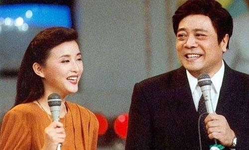 央视猴年春晚主持阵容曝光 盘点那些令人难忘的美女主持