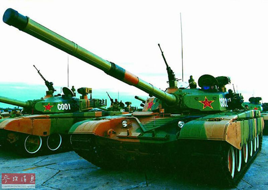 图解中国99a坦克轻松击穿1米厚装甲
