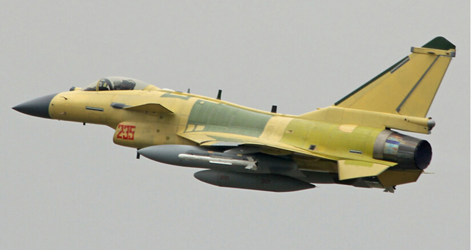 歼10b挂载与歼20同款霹雳10空空导弹