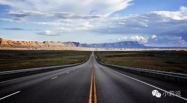 她说她喜欢草原的广袤,西藏的高洁,美国50号公路