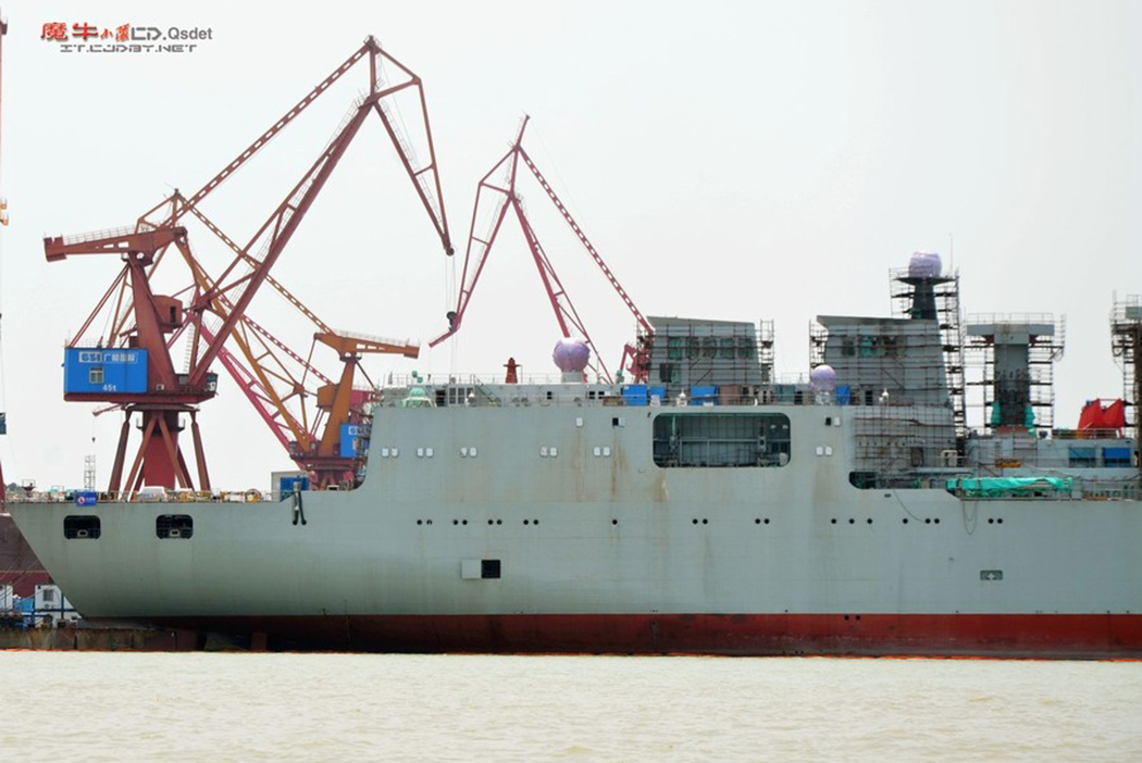 首艘国产四万吨级901型综合补给舰接近完工 专为航母编队建造(4)