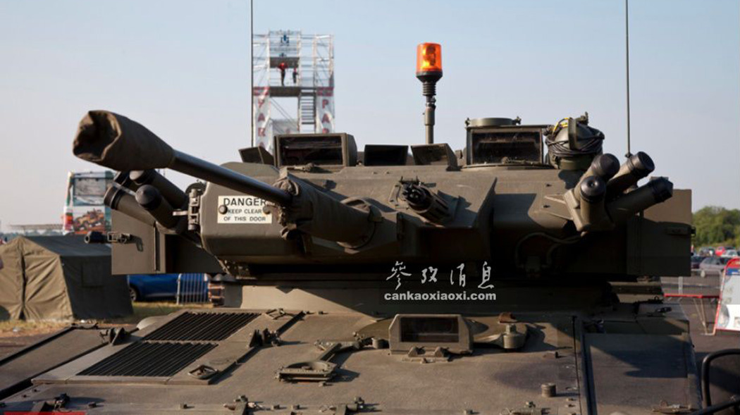 战斗全重仅78吨英军靠4辆弯刀轻型装甲车攻占马岛3