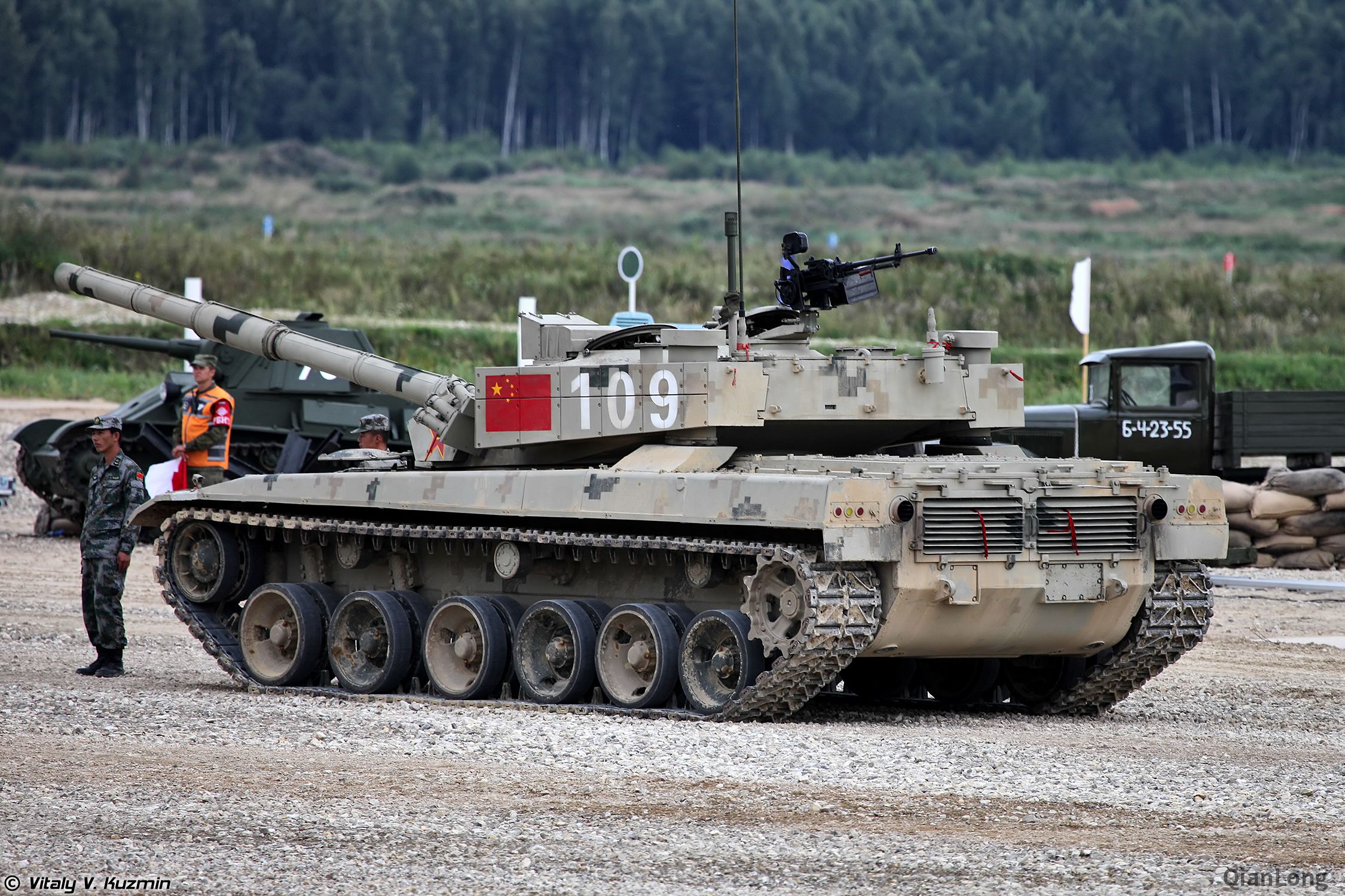 "坦克两项"2016决赛写真集锦 中国96a改进型坦克颜值爆表(2)