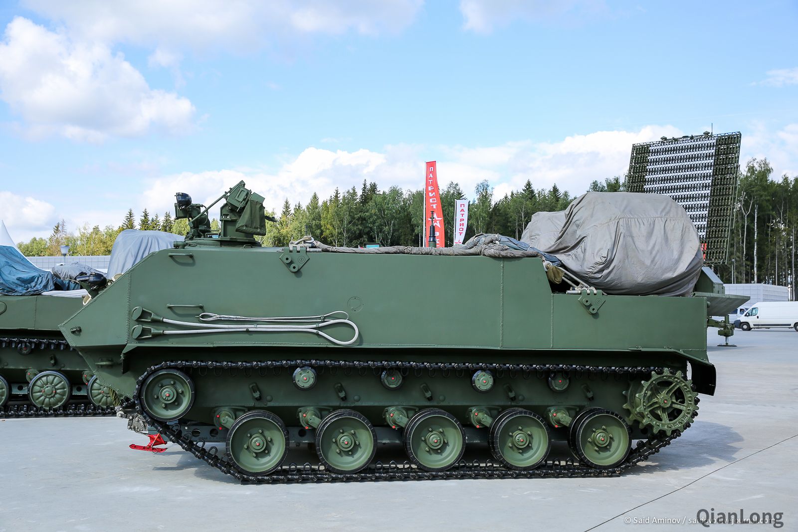 08.btr-82a轮式装甲车.